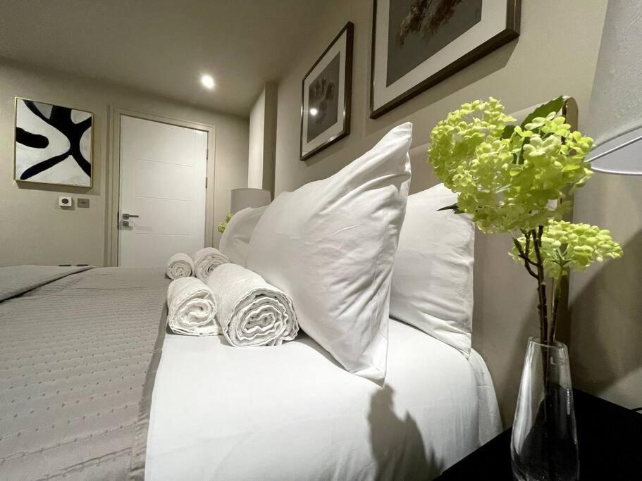 2Br Urban Vista Retreat Chcl F7 Apartment Chigwell ภายนอก รูปภาพ