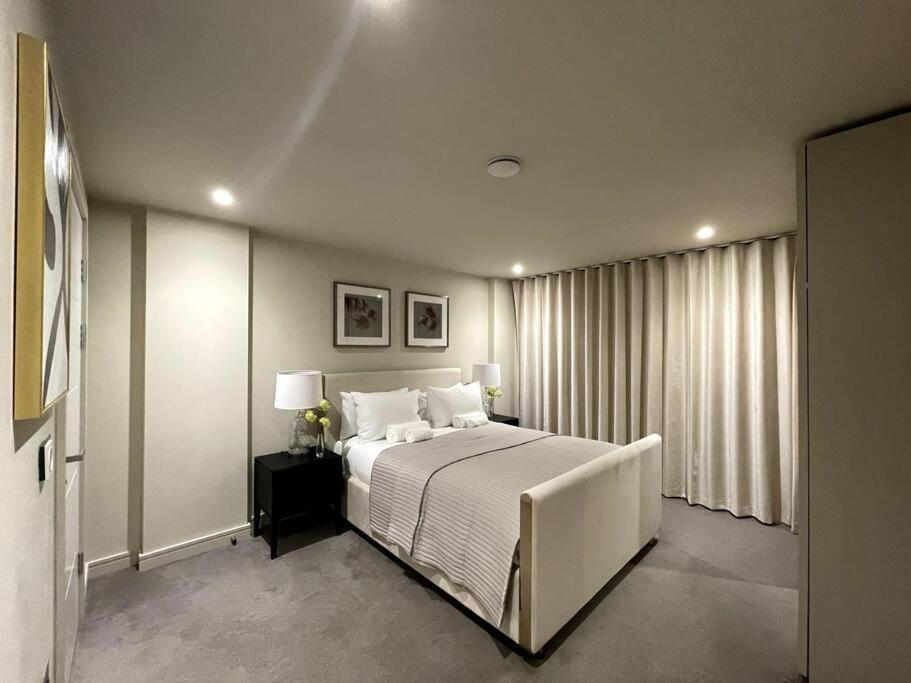 2Br Urban Vista Retreat Chcl F7 Apartment Chigwell ภายนอก รูปภาพ